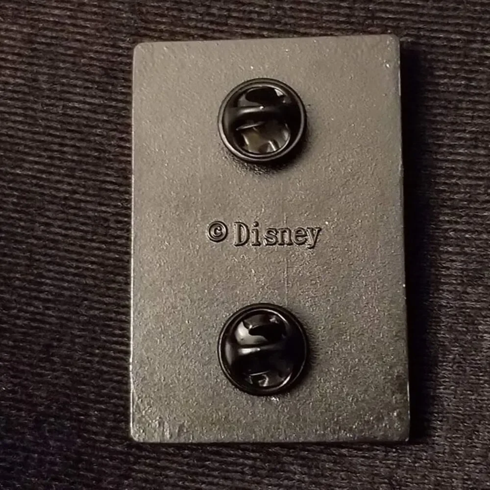 Disney TENG VHS Pin Emperors New Groove Kuzco Hinged Mystery Bioworld Yzma Kronk